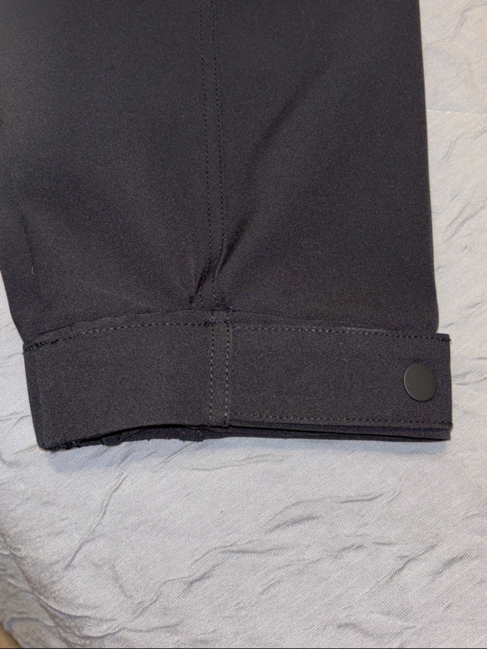 Athleta Endless High Rise Women’s Black Cargo Pants - Picture 10 of 12
